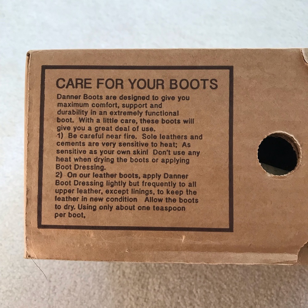 Danner Mountain Light Cascade Boots - Picture 11 of 14